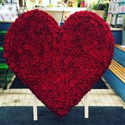 4ft Heart all Red Roses 