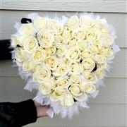 TRIO of Hearts White