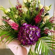 Seasonal Glass Vase Arr